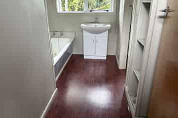 67 Middle Road, Allenton