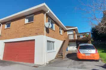 187 Edmonton Road, Te Atatu South