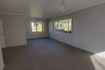 187 Edmonton Road, Te Atatu South