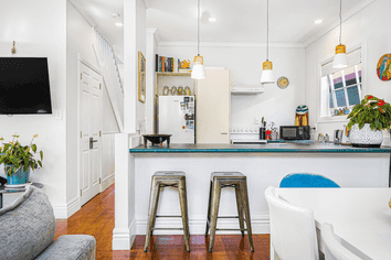 22 Beach Road, Northcote Point