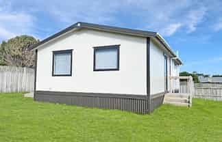 Manawatu / Whanganui - Address withheld