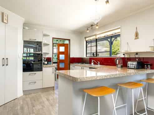 168 Waikawa Road, Picton