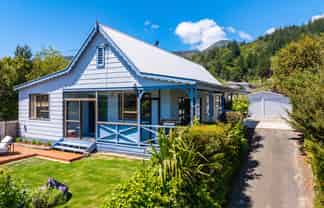 168 Waikawa Road, Picton