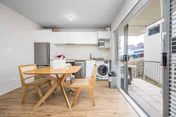 313/10 Flower Street, Eden Terrace