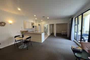 2G/6 Queen Street, Palmerston North