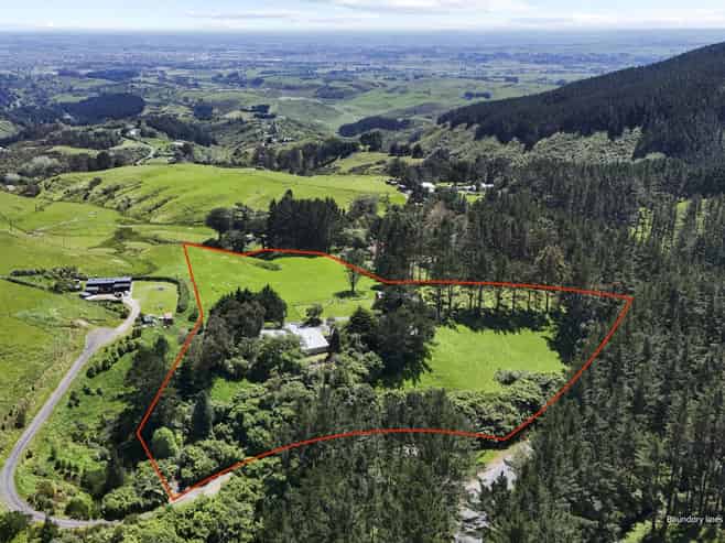 696 Pahiatua Aokautere Road, Aokautere