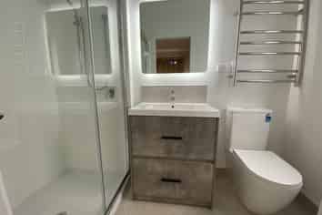 2A/19 Hibiscus Avenue, Hamilton Lake