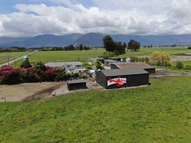 18 Municipal Road, Kowhitirangi, Hokitika