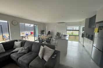 31 Siren Street, Wainui