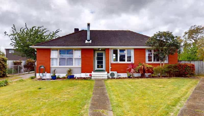 43B Hinemoa Street, Levin