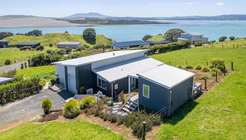 474 Maukutea Drive, Kawhia