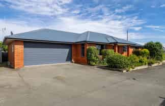 180 North Street, West End