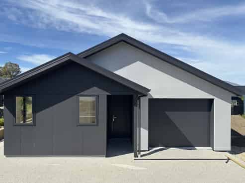 8 Tomtit Crescent, Lake Hawea