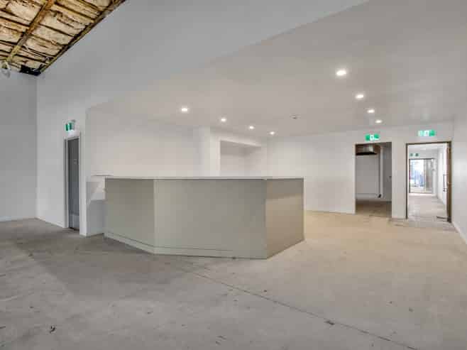 Be Seen  Be Busy  Be Here