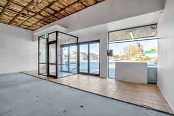 Be Seen  Be Busy  Be Here