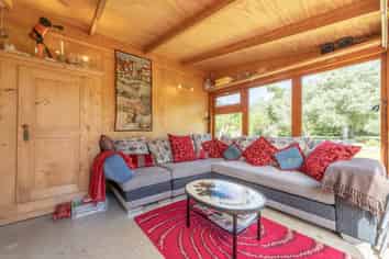 1512 Livingstone-Duntroon Road, Livingstone