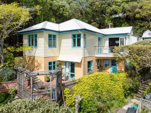 15 Thane Road, Roseneath