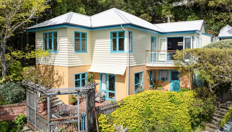 15 Thane Road, Roseneath