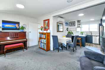 2/49 Wilmay Avenue, Papatoetoe