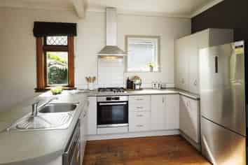 17 Ranelagh Street, Karori