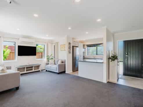 3/65 Knighton Road, Hillcrest