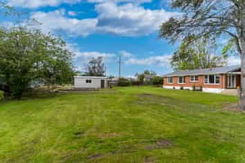 36 Dryden St, Milton