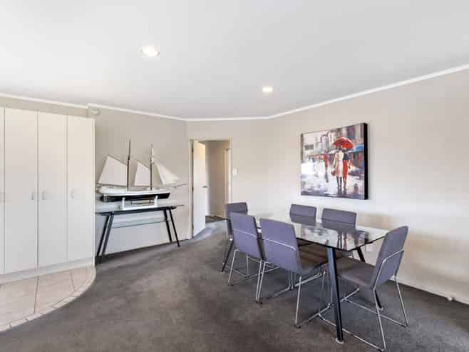 37 Madison Avenue, Milson