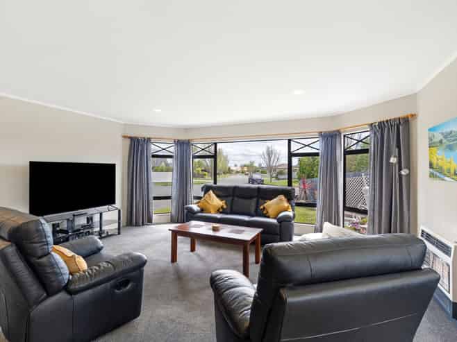 37 Madison Avenue, Milson