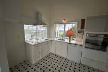 223  Valley Road , Waitoki