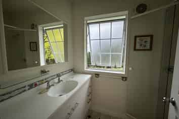 223  Valley Road , Waitoki