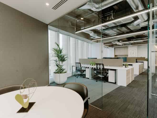 Full floor at Alberts