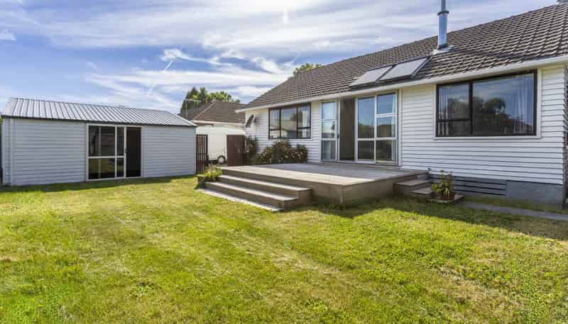 14 De Havilland St, Hornby