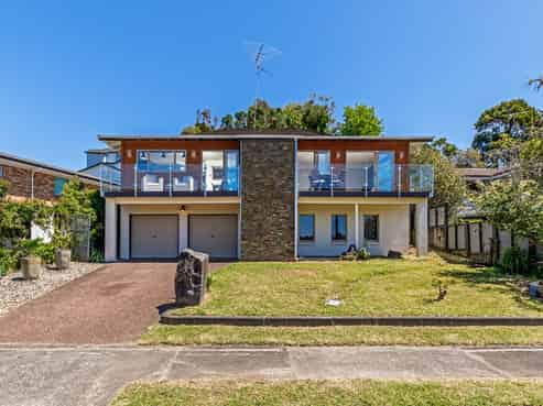 9 Robin Lane, Browns Bay