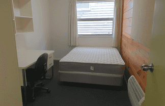 22 Room D/19-21 Drummond Street , Mount Cook