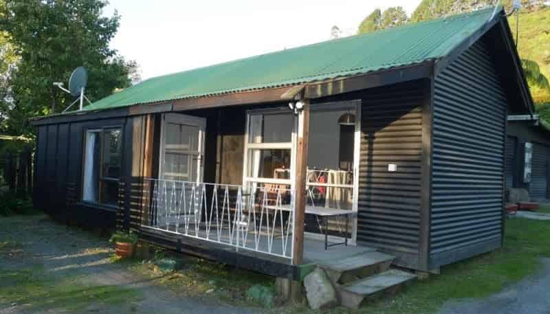 Studio/194 Main Road Sth, Raumati South