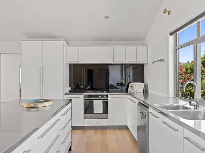 35 Cameron Road, Makauri