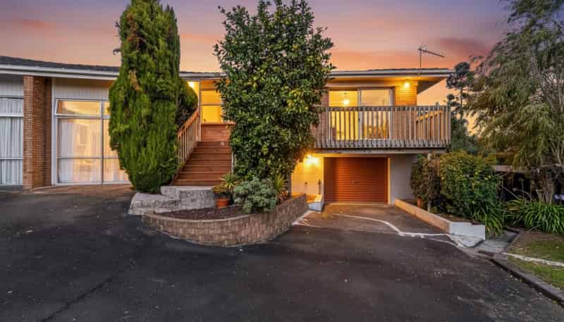 2/13 Ashdown place, Papakura