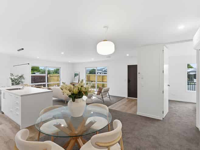 1/28 Wellington Street, Linwood