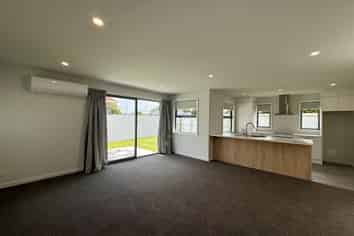 8 Wakanui Road, Hampstead