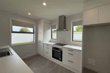 8 Wakanui Road, Hampstead