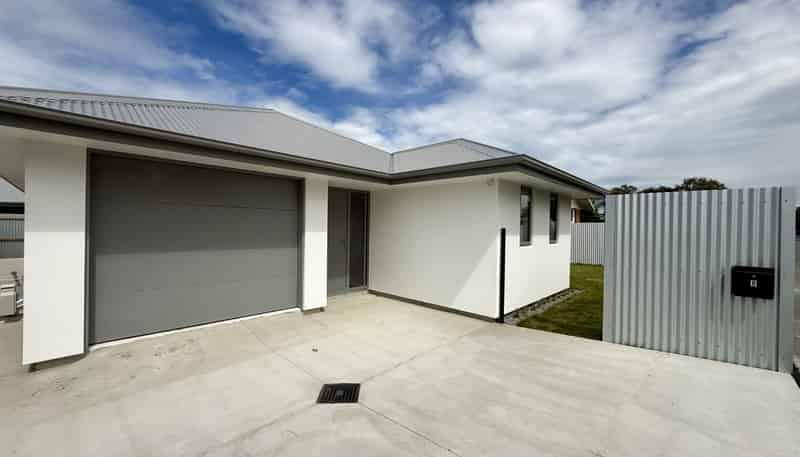 8 Wakanui Road, Hampstead