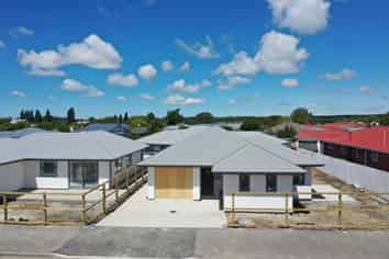 8 Wakanui Road, Hampstead