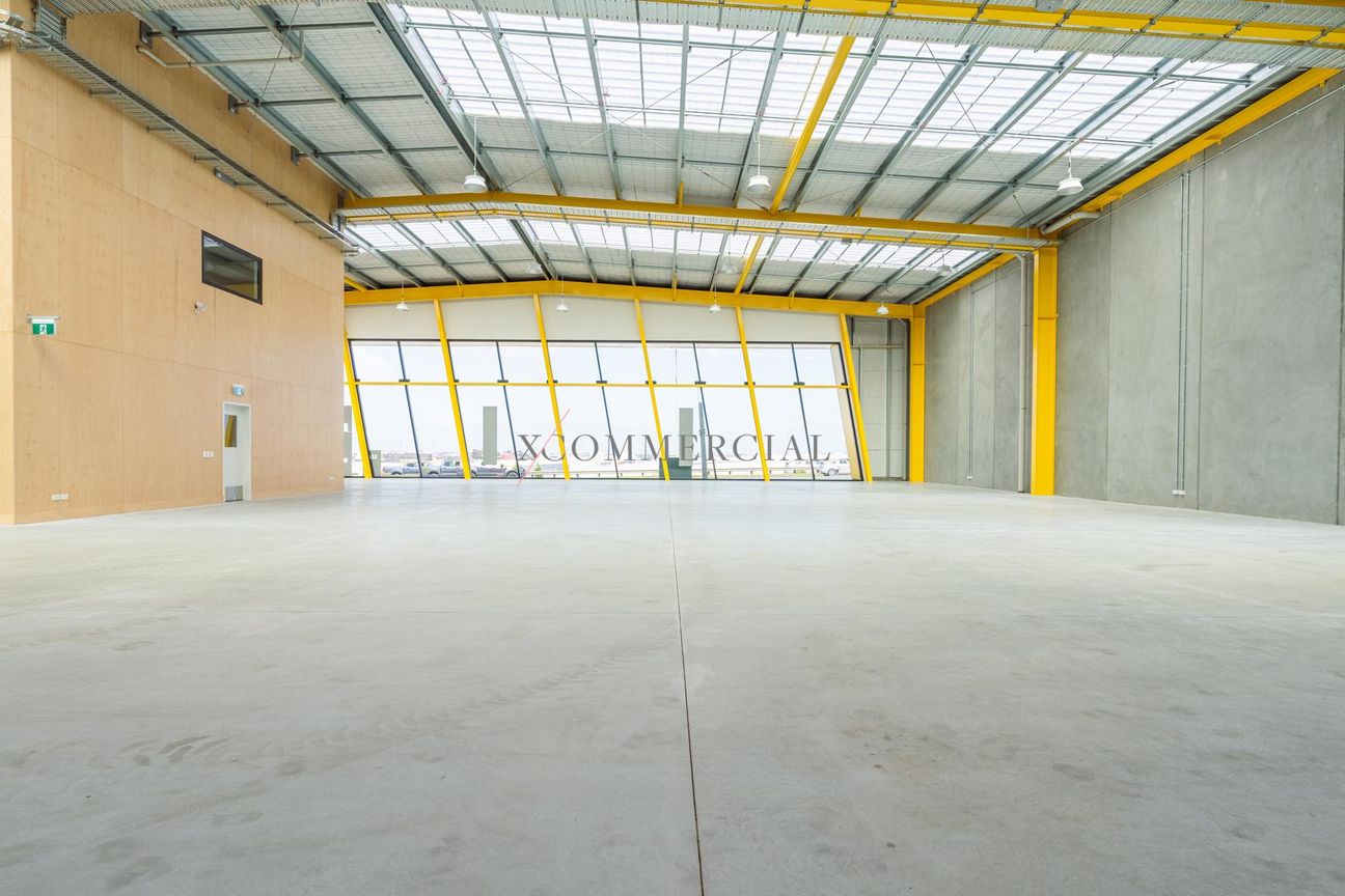 961sqm Brand New & Road Front! - Mehr