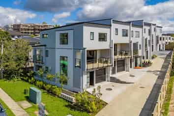 19B Hastings Road, Mairangi Bay