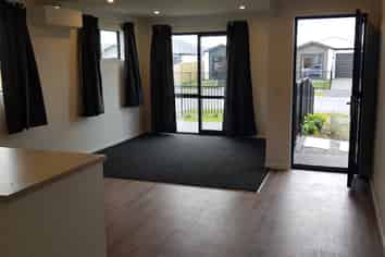 8 Chrysolite Place, Belfast