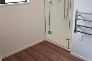 8 Chrysolite Place, Belfast