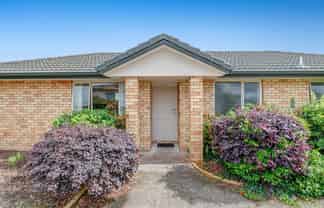 17 Aitkenhead Court, Parakai