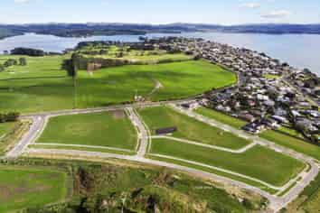 3, 5, 5A, 11 Uatoto Road, Clarks Beach