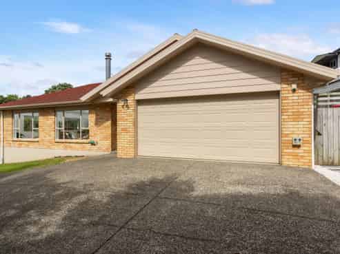 34 Te Kauri Place, Helensville