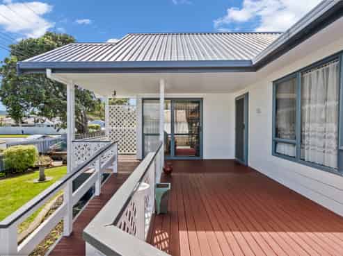 9 Raumati Crescent, Onerahi